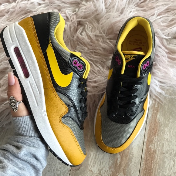 air max mustard